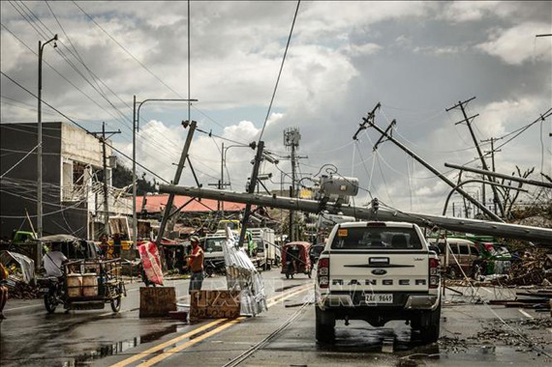 Philippines đối mặt với khủng hoảng y tế sau bão Rai