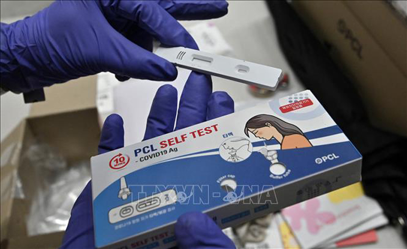 Hàn Quốc mở rộng cấp thuốc cho bệnh nhân Covid-19 điều trị tại nhà