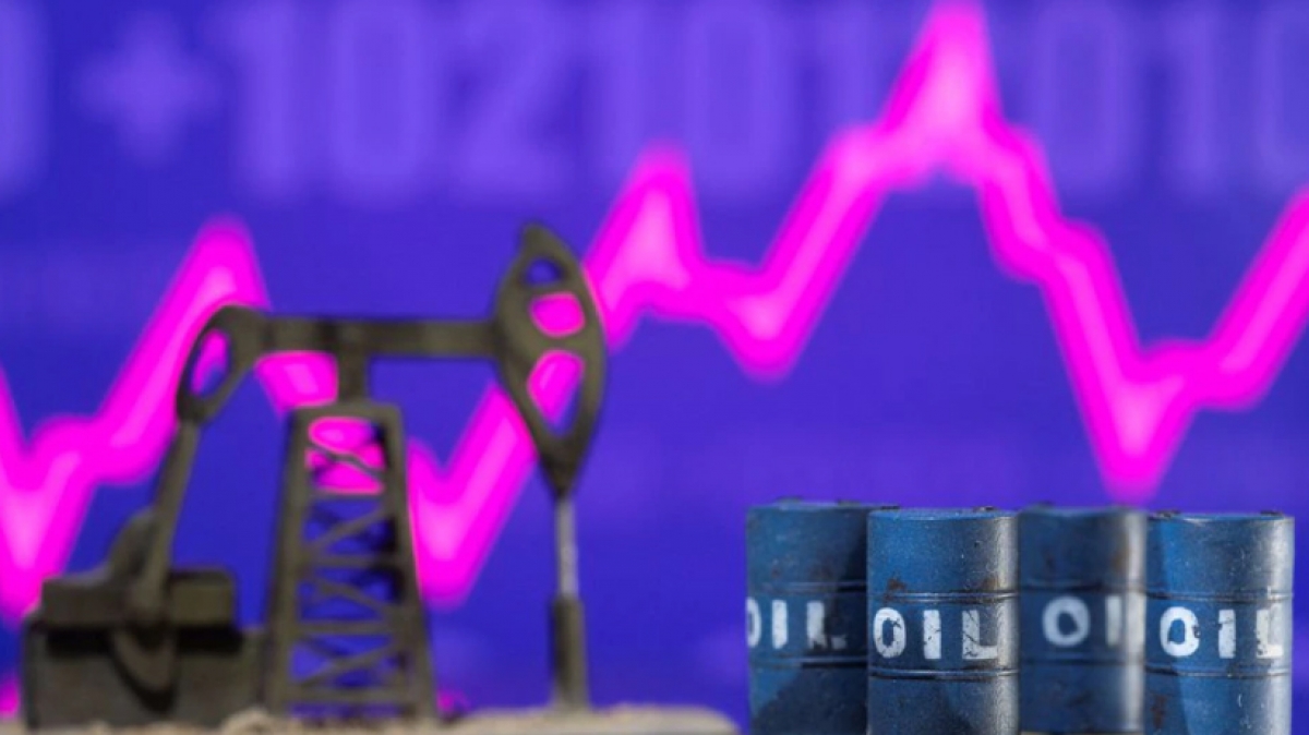Giá dầu thế giới có thể tăng lên tới 200 USD/thùng
