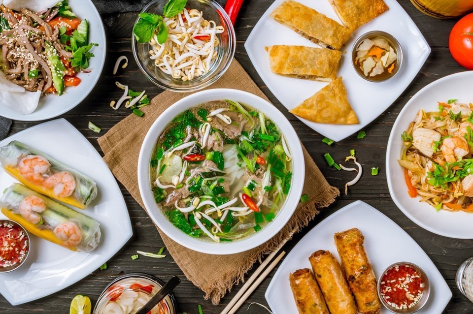 Việt Nam là điểm đến ẩm thực hấp dẫn nhất châu Á năm 2023