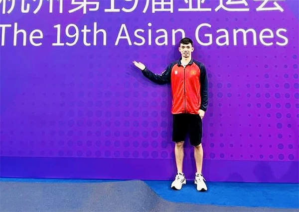 Nguyễn Huy Hoàng cùng dàn hảo thủ bơi Việt Nam đấu vô địch thế giới ngay mùng 1 Tết