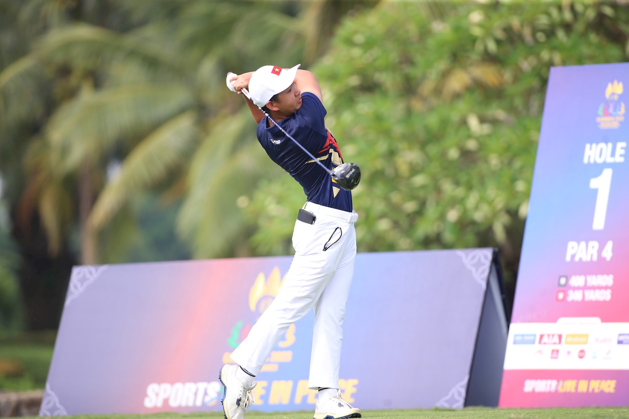 Golfer trẻ Lê Khánh Hưng giành Huy chương vàng lịch sử cho golf Việt Nam