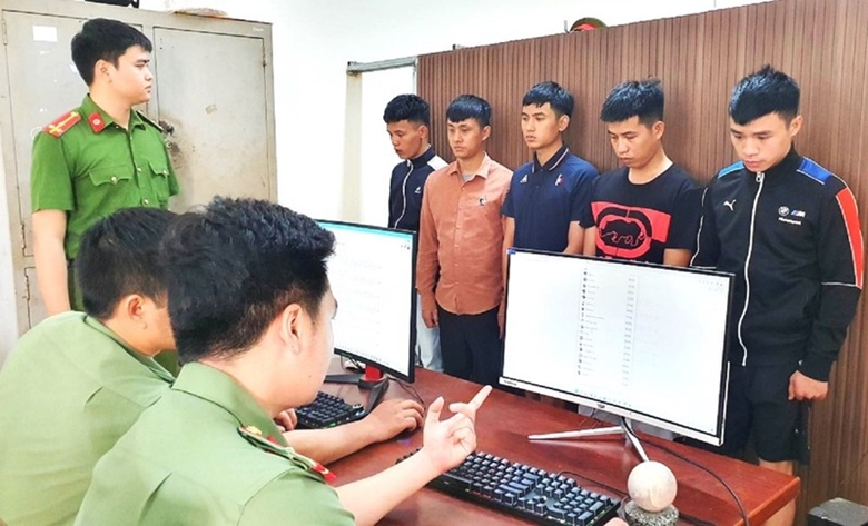 Cảnh sát hình sự Hà Nội khuyến cáo tránh "bẫy" lừa đảo công nghệ cao