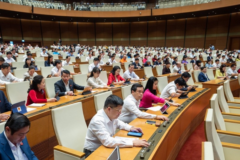 Quốc hội thông qua Nghị quyết ban hành Nội quy kỳ họp (sửa đổi)