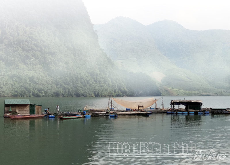 Đi chợ nổi Huổi Só