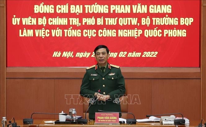 Đại tướng Phan Văn Giang làm việc với Tổng cục Công nghiệp quốc phòng