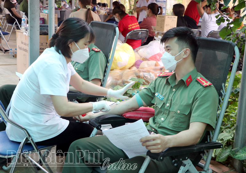 TP. Điện Biên Phủ tiếp nhận 155 đơn vị máu hiến tình nguyện 