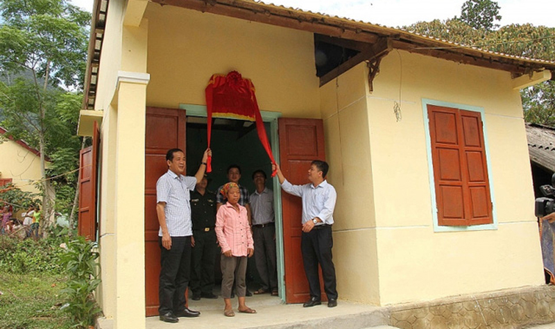 Đề xuất hỗ trợ nhà ở cho hộ nghèo trên địa bàn huyện nghèo