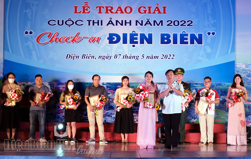 Trao 23 giải Cuộc thi ảnh “Check-in Điện Biên”