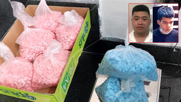 Bóc gỡ đường dây đưa hàng chục ngàn viên ma túy từ Đức về Việt Nam