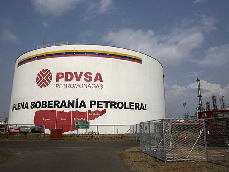 Xuất khẩu dầu của Venezuela giảm mạnh