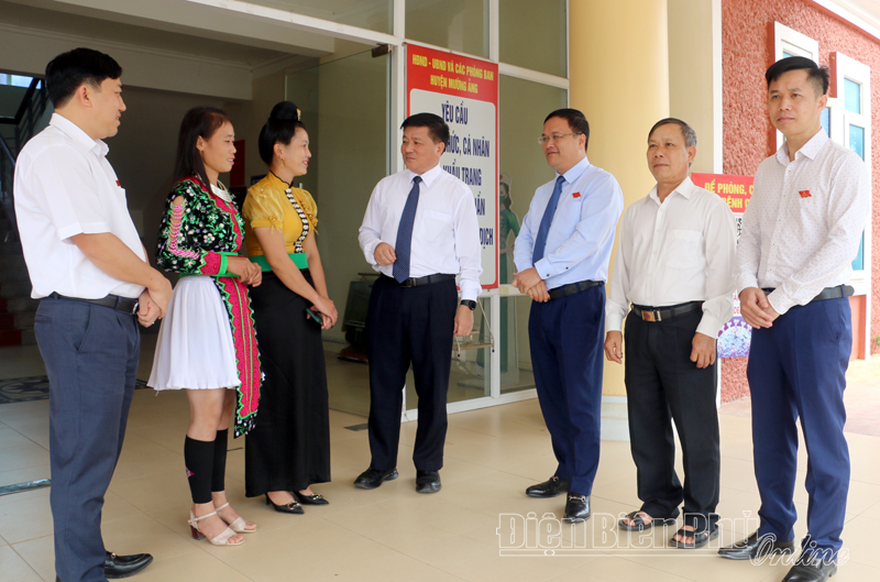HĐND huyện Mường Ảng họp kỳ thứ 5 thông qua 9 nghị quyết