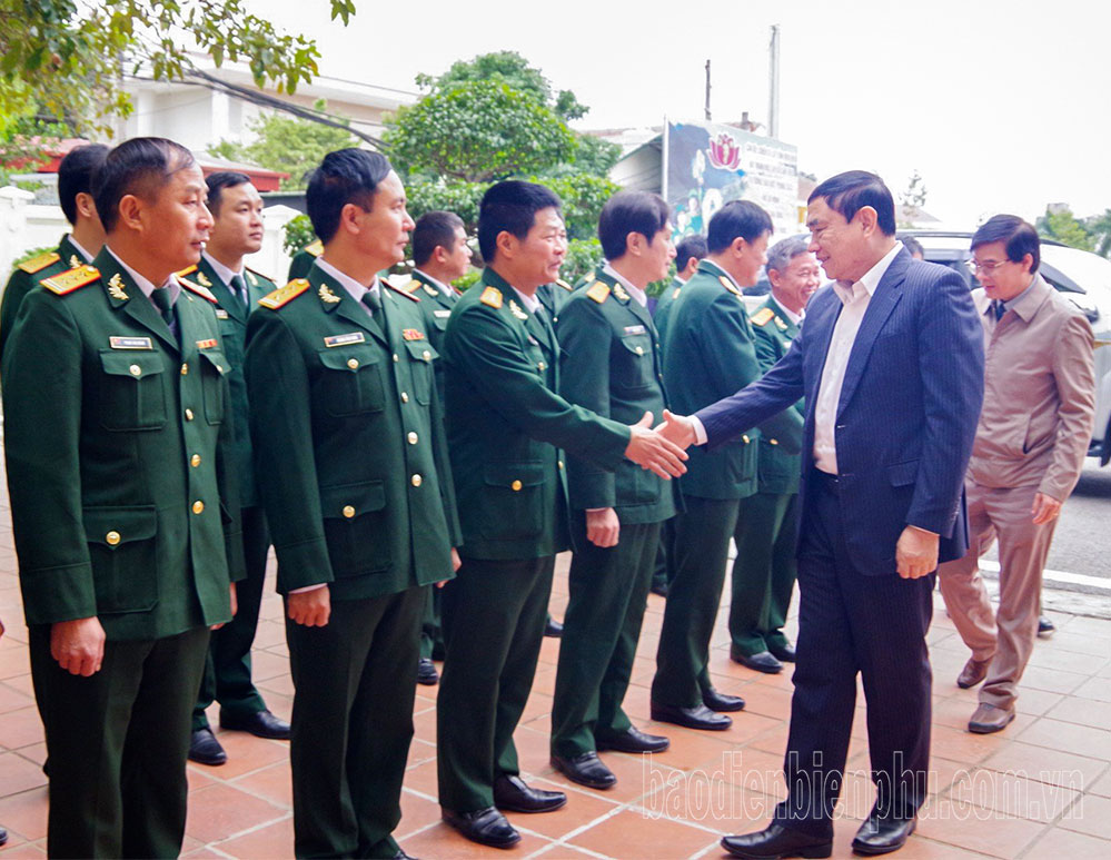 Bí thư Tỉnh ủy Trần Quốc Cường chúc mừng, động viên lực lượng vũ trang