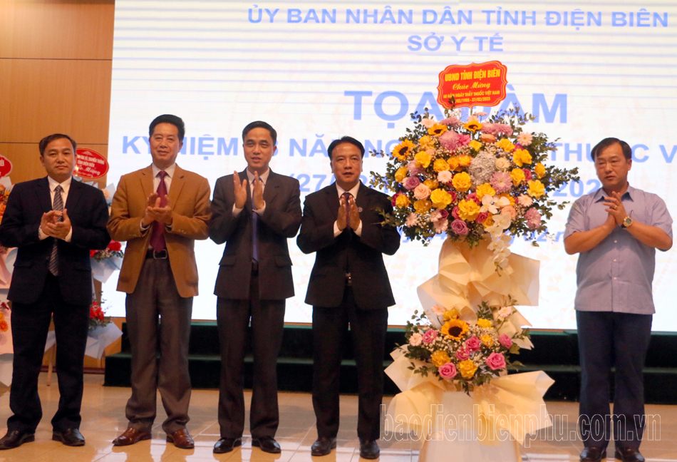 Tọa đàm kỷ niệm 68 năm Ngày Thầy thuốc Việt Nam