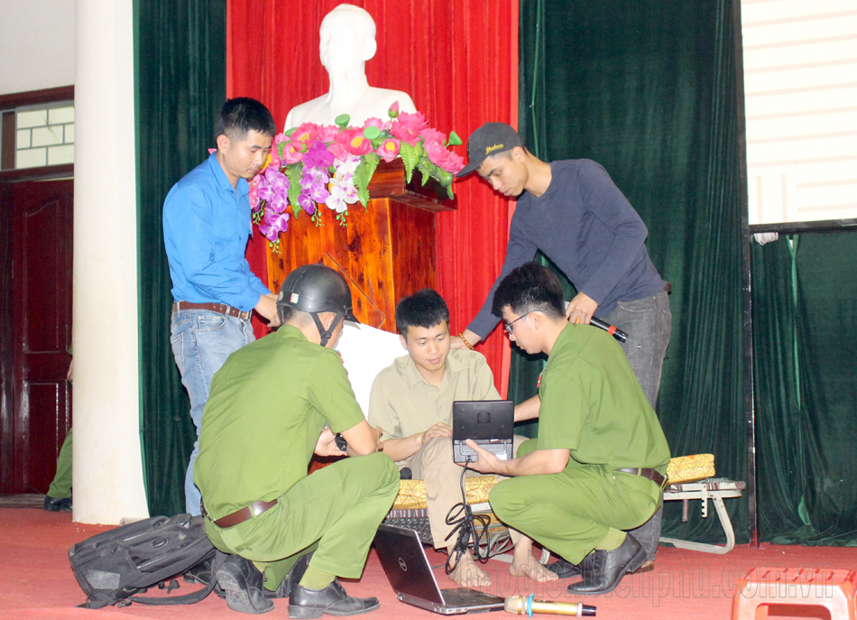 Công an Điện Biên Đông tổ chức cuộc thi về chuyển đổi số
