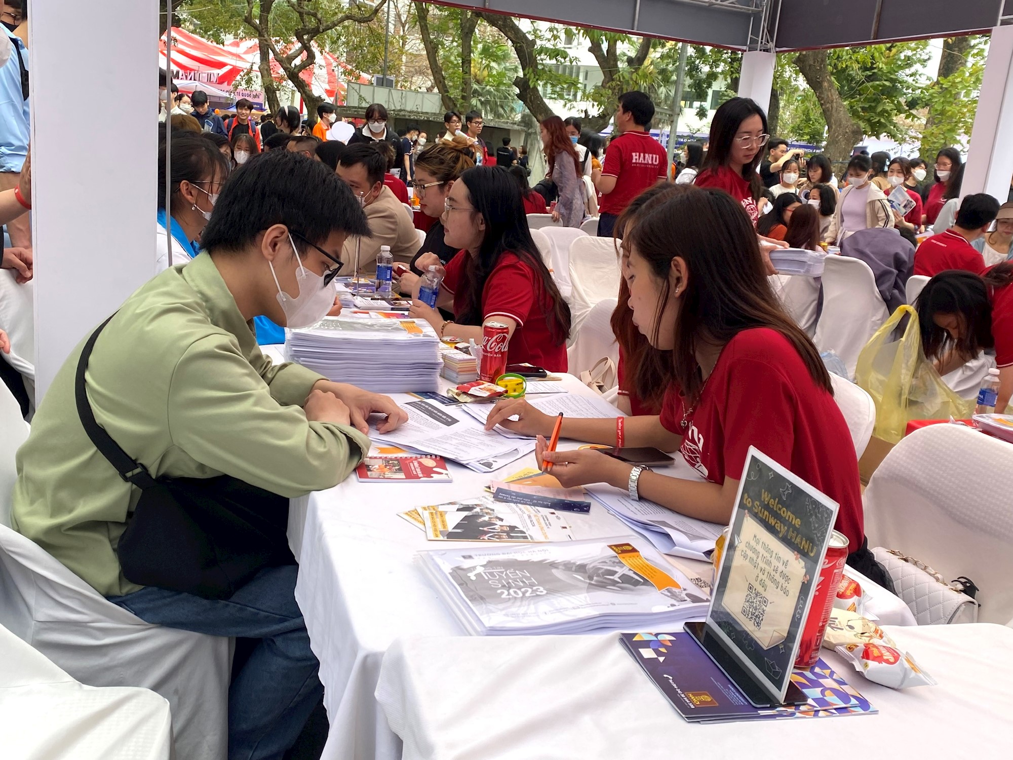 Trường đại học phải công khai chi phí đào tạo cả khóa học