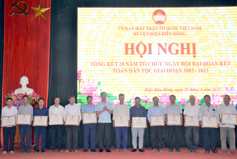 Điện Biên Đông tổng kết 20 năm tổ chức Ngày hội đại đoàn kết toàn dân tộc