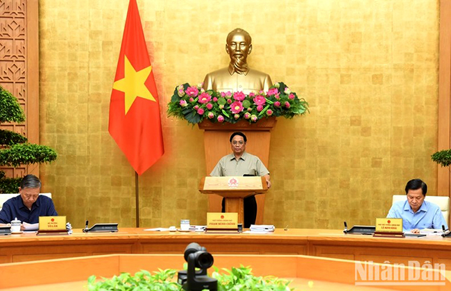 Thủ tướng Phạm Minh Chính chủ trì phiên họp Chính phủ chuyên đề xây dựng pháp luật tháng 8