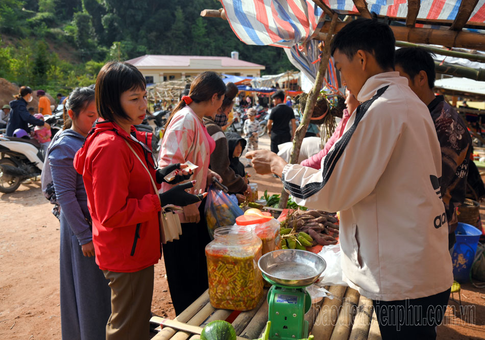 Chợ phiên Pu Nhi: Tiềm năng còn bỏ ngỏ