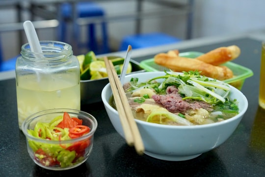 Phở Hà Nội: Gần 1 thế kỷ chắt lọc tinh hoa