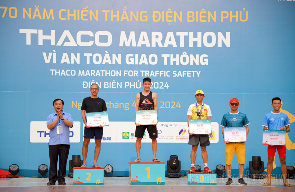 Bế mạc Giải chạy THACO Marathon Vì an toàn giao thông - Điện Biên Phủ năm 2024