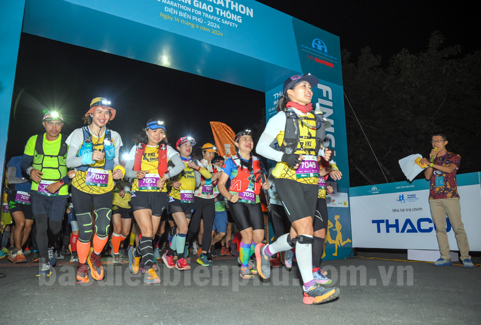 Sôi nổi tranh tài Giải chạy THACO Marathon – Điện Biên Phủ năm 2024