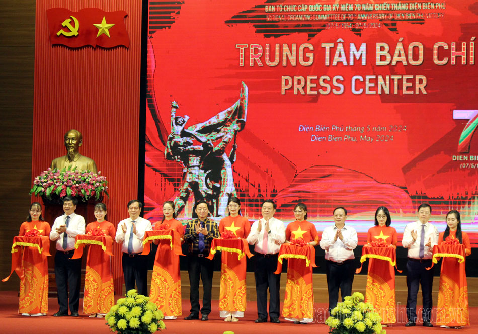 Khai trương Trung tâm báo chí Lễ kỷ niệm 70 năm Chiến thắng Điện Biên Phủ
