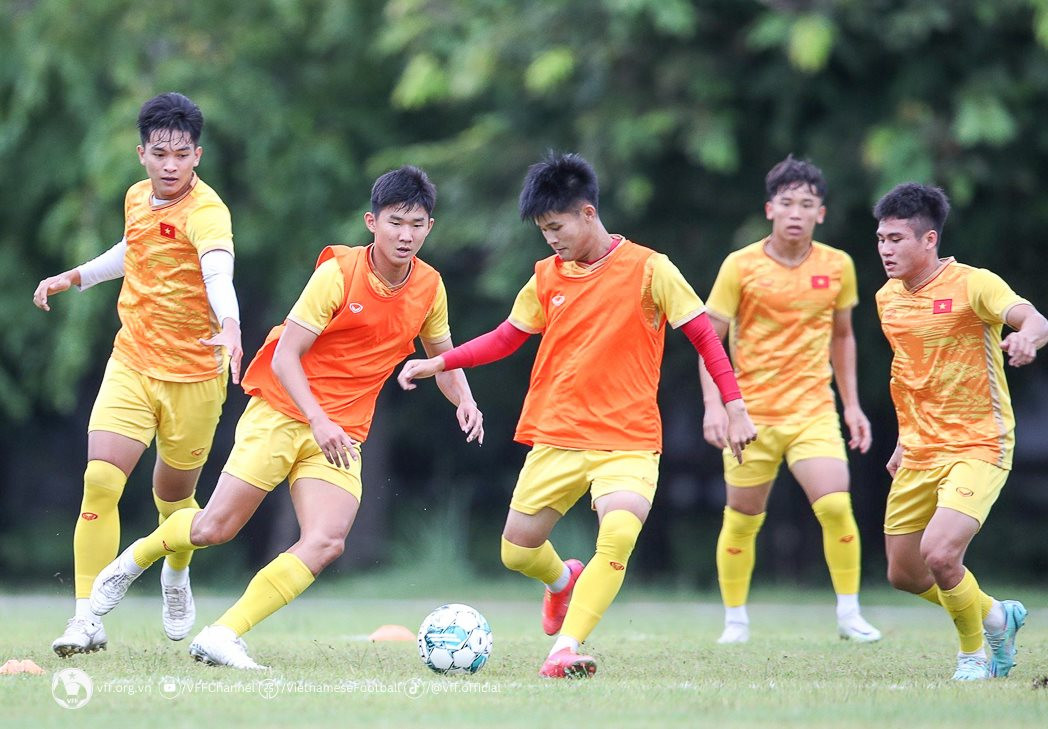 U19 Việt Nam tập trung, chuẩn bị cho giải Đông Nam Á 2024