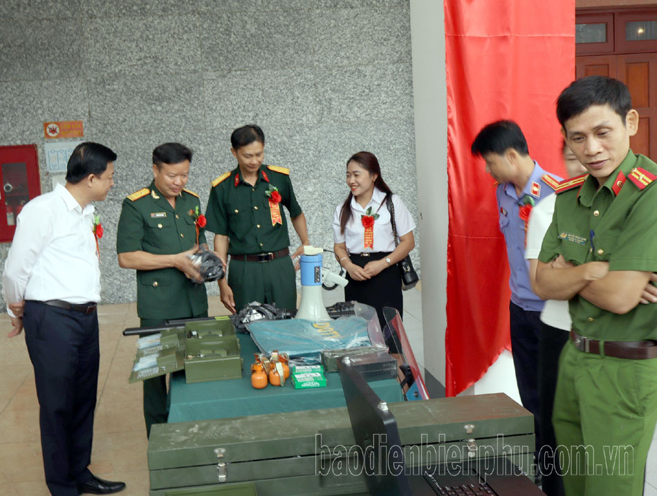 Đại hội Thi đua Quyết thắng LLVT thị xã Mường Lay