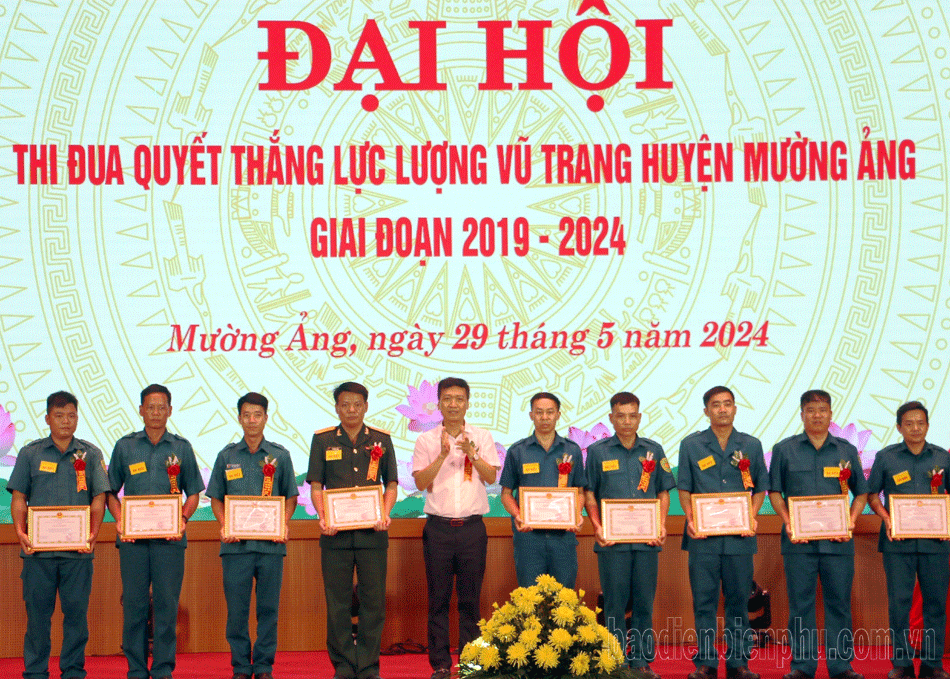 Lực lượng vũ trang huyện Mường Ảng thực hiện hiệu quả 6 phong trào thi đua