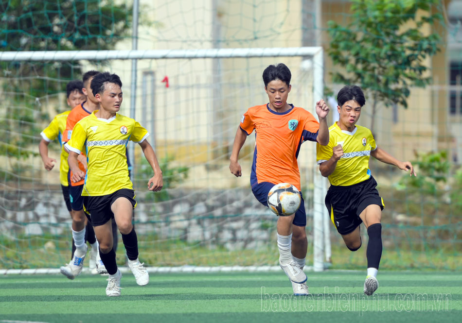 Hào hứng Giải bóng đá U15 các dân tộc thiểu số tỉnh Điện Biên - Cúp HIUP năm 2024