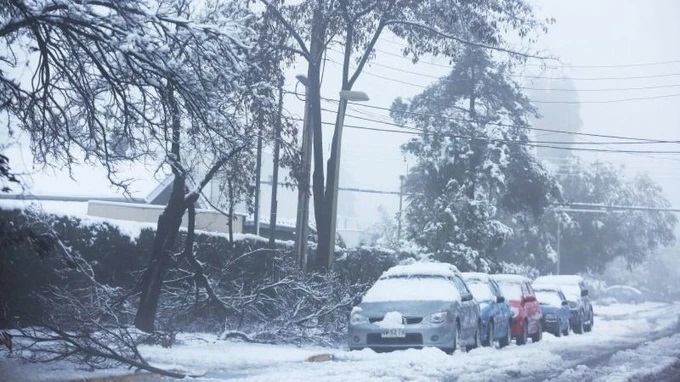 Lở tuyết ở Chile, hàng chục người bị mắc kẹt