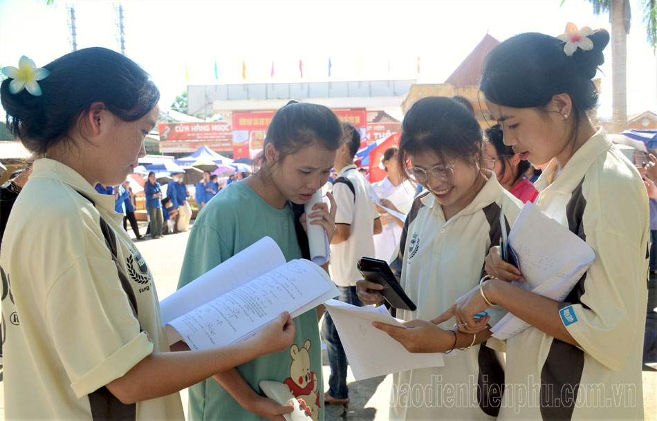 Ngày thi đầu tiên không có thí sinh vi phạm quy chế thi