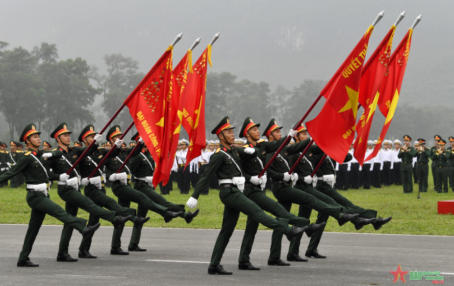 Lưu ý trường hợp nhân tài đặc biệt khi nâng hạn tuổi phục vụ của sĩ quan quân đội