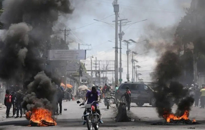 Thủ tướng Haiti ra lệnh cho các băng nhóm hạ vũ khí