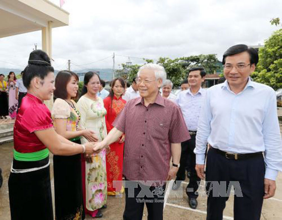 Những hình ảnh của Tổng Bí thư Nguyễn Phú Trọng thăm và làm việc tại Điện Biên
