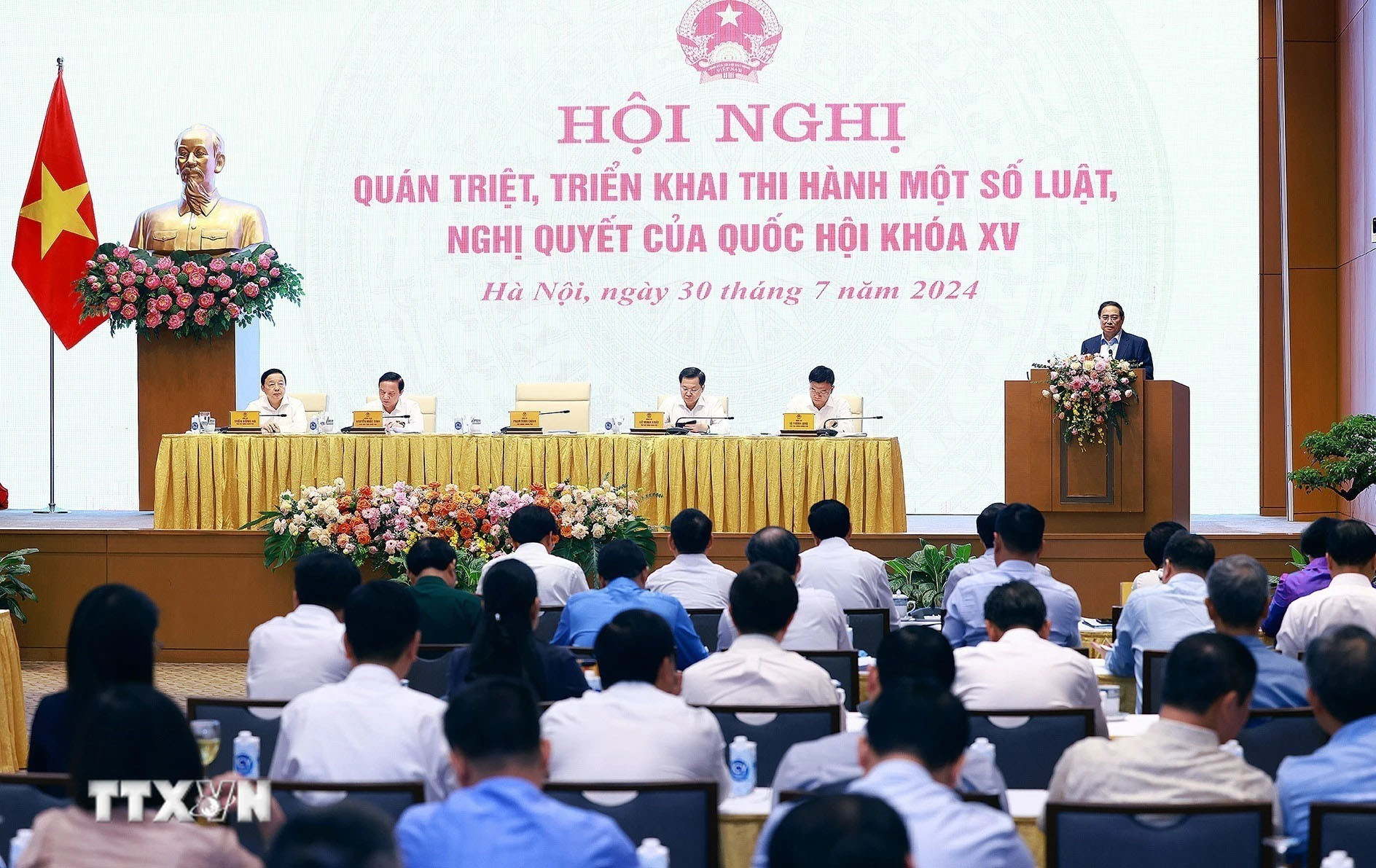 Thực thi các luật, nghị quyết của Quốc hội theo phương châm “5 đẩy mạnh”