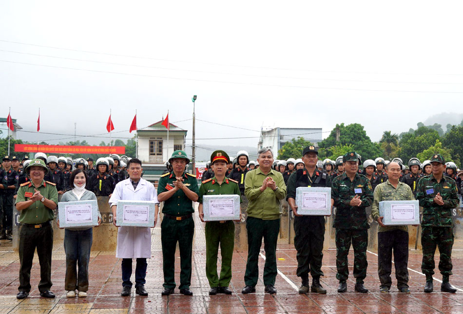 Huyện Tủa Chùa hoàn thành tốt nhiệm vụ diễn tập khu vực phòng thủ năm 2024