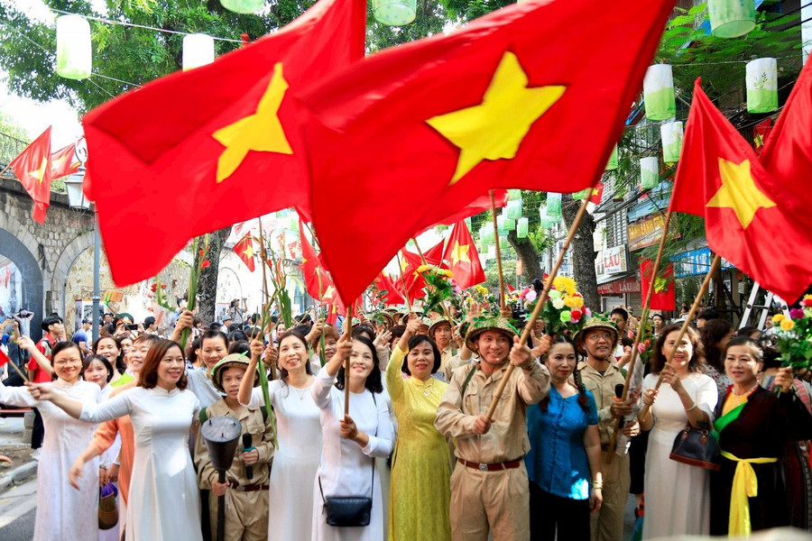 Chương trình nghệ thuật đặc biệt chào mừng kỷ niệm 70 năm Ngày Giải phóng Thủ đô